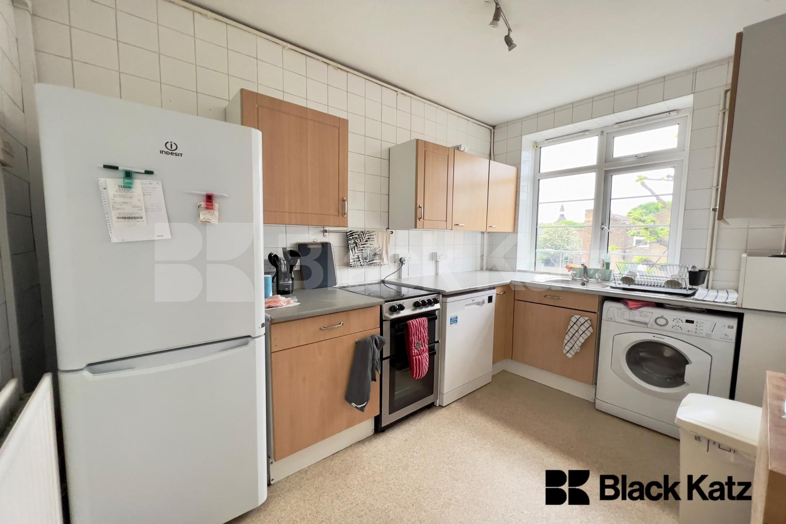 Recently refurbished & offering 730 sq.ft of living and entertaining space  Aberdour Street., Borough